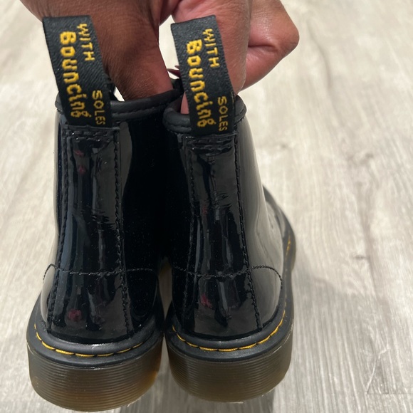 Dr Martens Black Patent Boots-Kid Size 13 - Picture 2 of 10